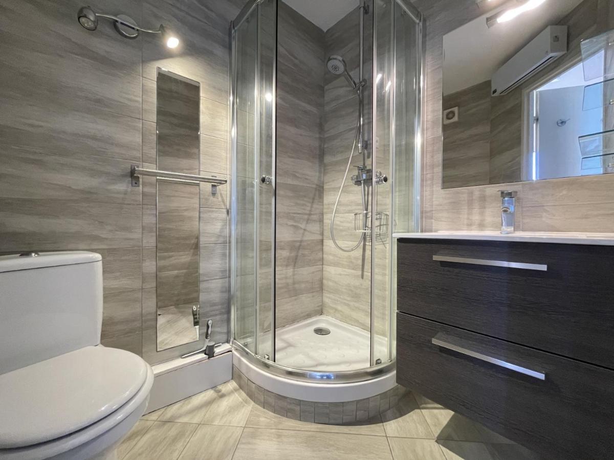 Confortable T2 A Sete Avec Vue Mer, Parking Et Wifi - Fr-1-338-111 Bagian luar foto